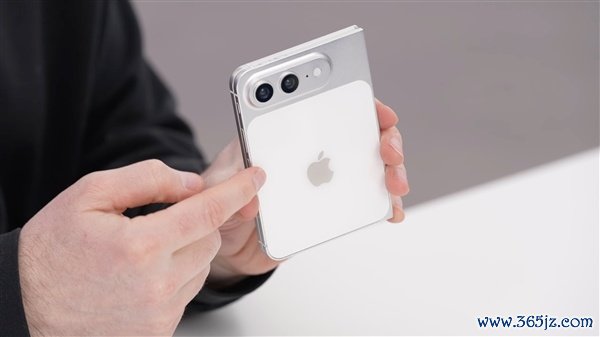 苹果科技春晚最重磅新品!首款折叠屏iPhone九月见