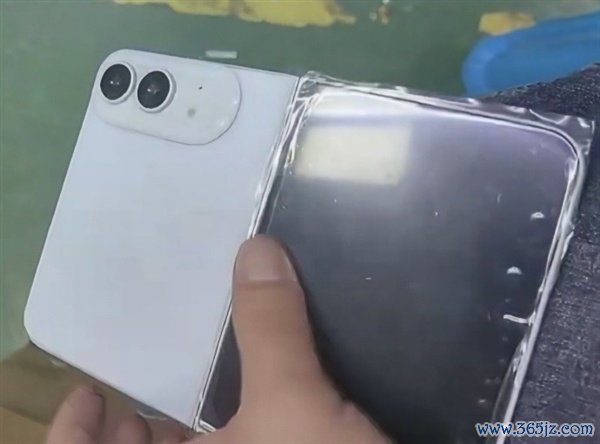 苹果科技春晚最重磅新品!首款折叠屏iPhone九月见